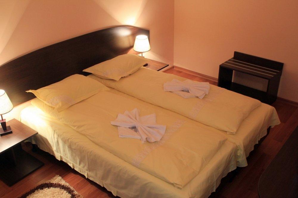 Hostel Romula Imperial Caracal Exteriér fotografie
